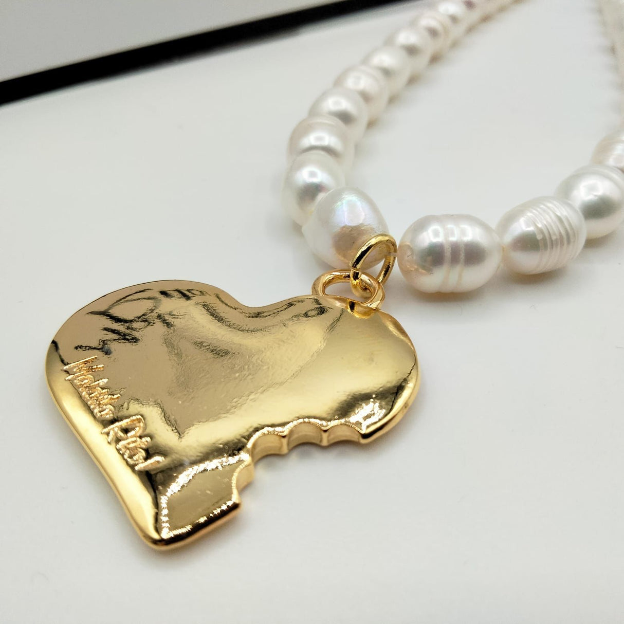Maldita Rita necklace Corazón Mordido Collection