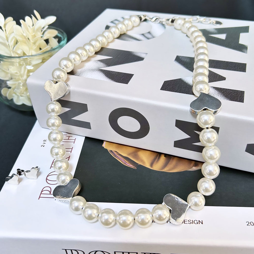 Tucco pearls necklace