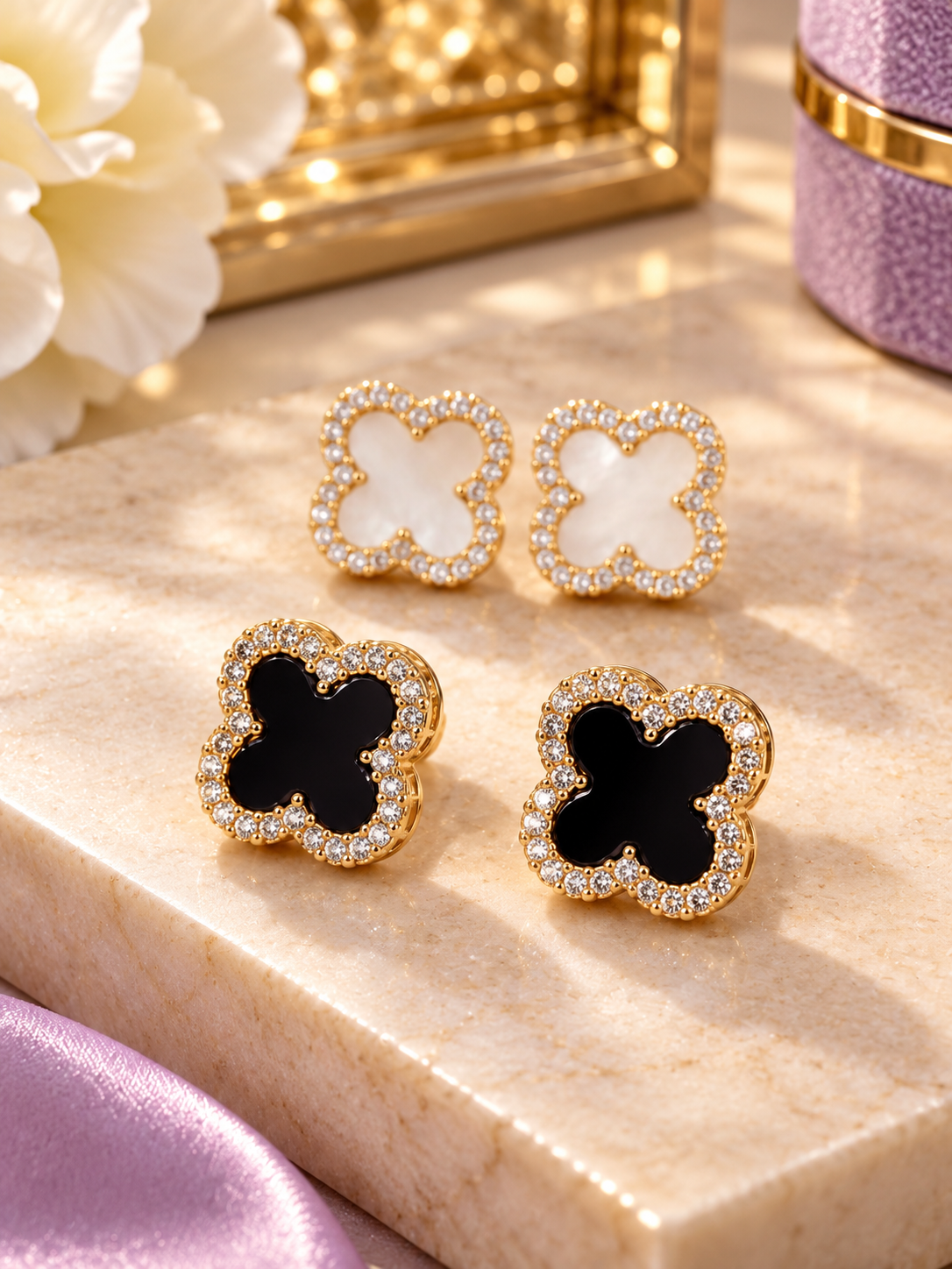 Clover Halo Studs