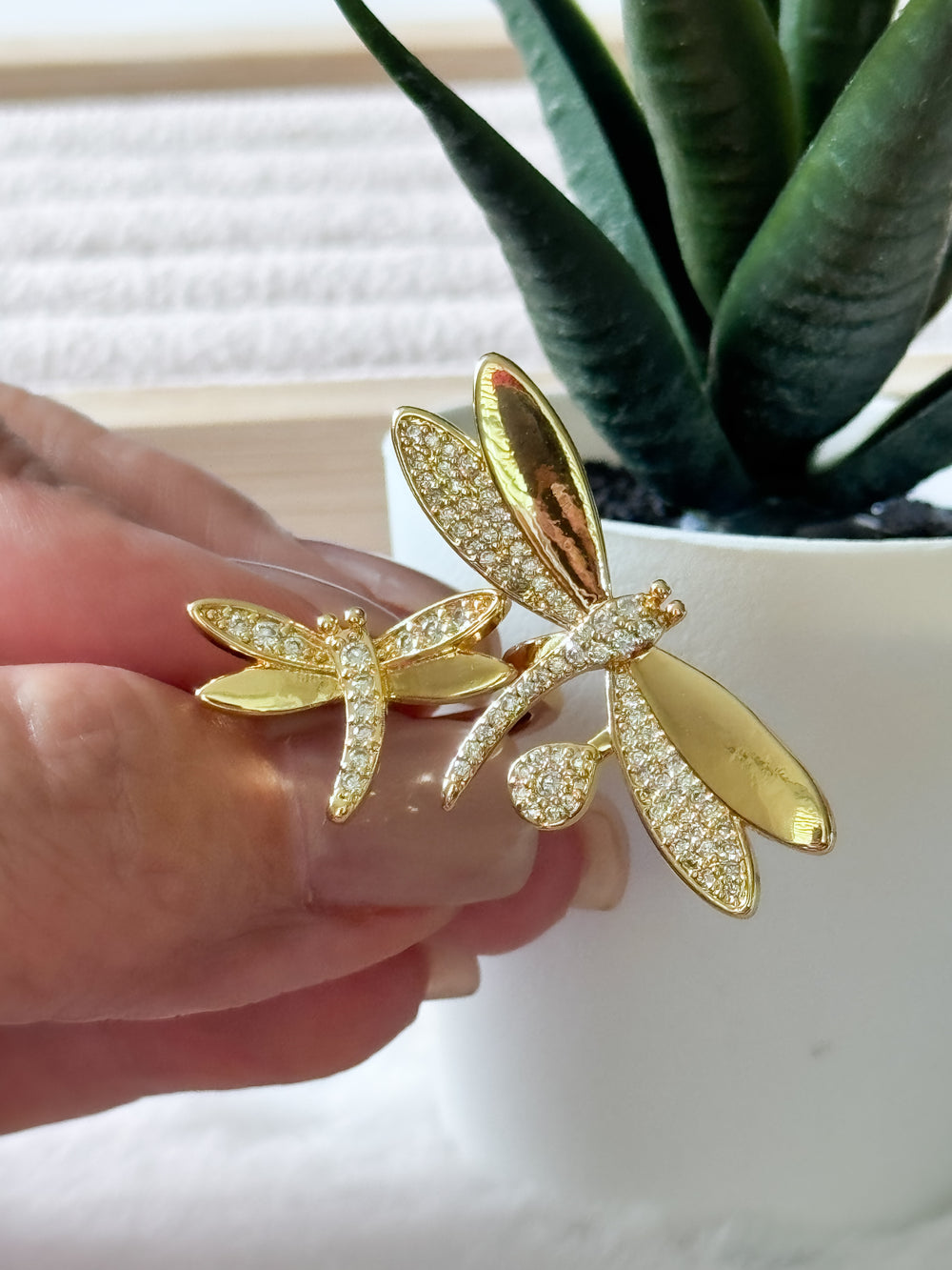 Dragonfly ring