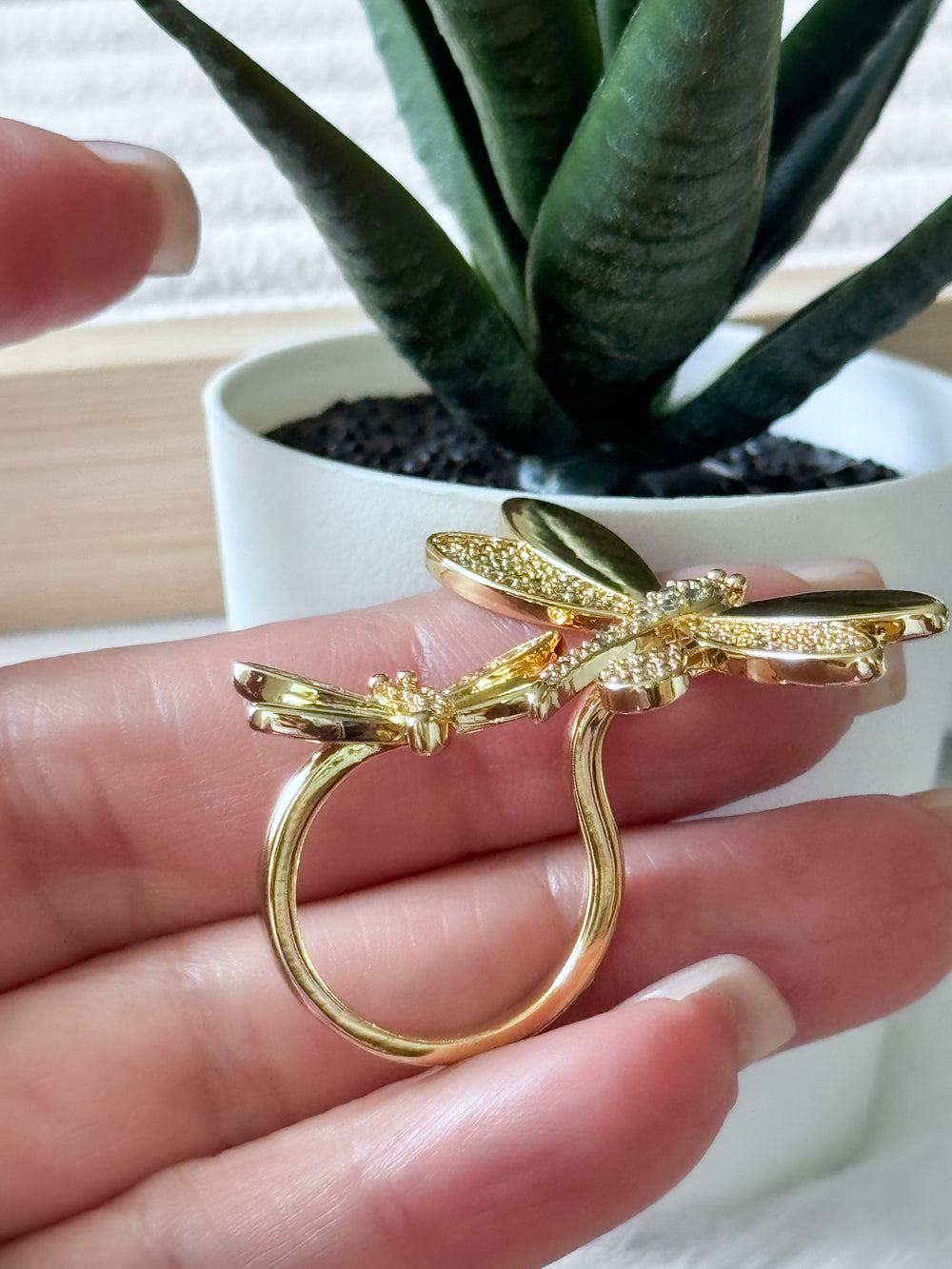 Dragonfly ring