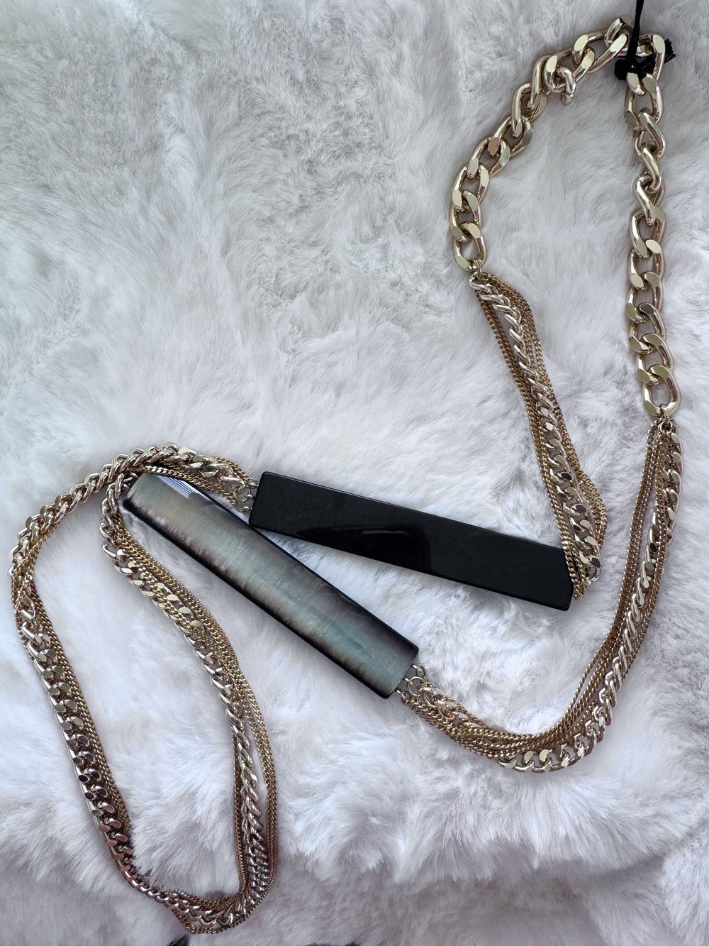 Antura necklace