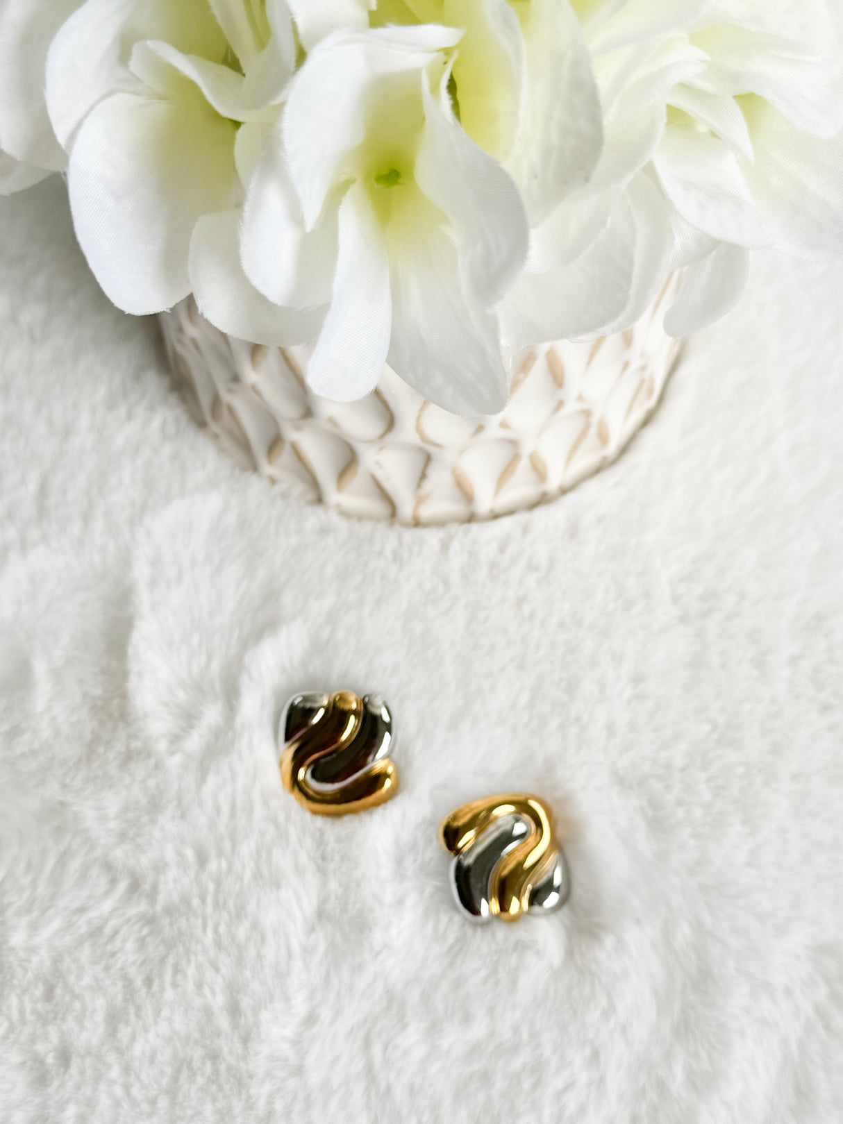 Henrietta earrings