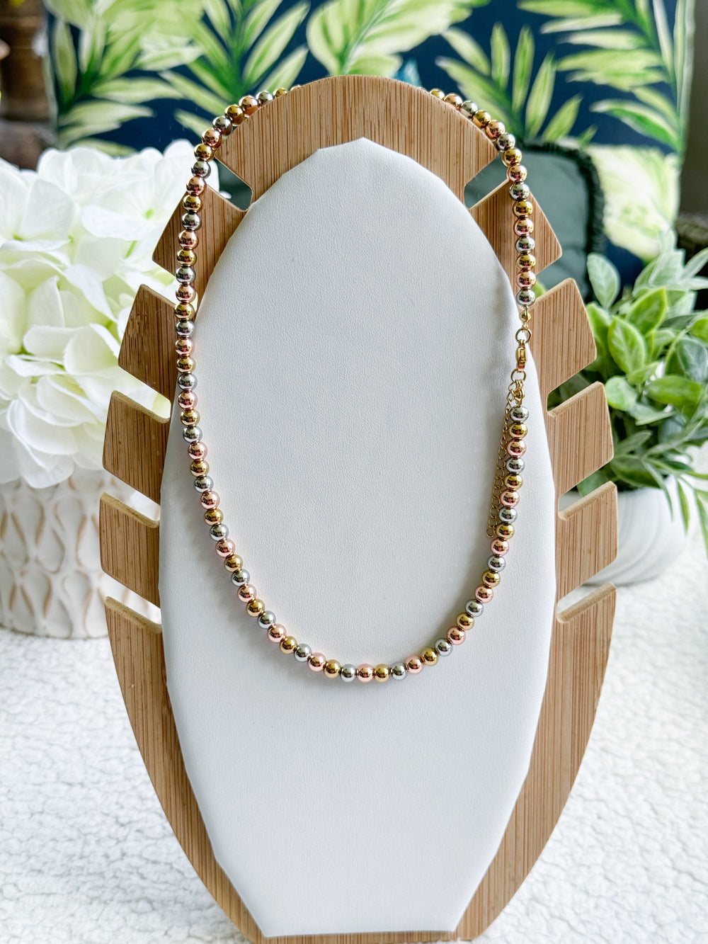 Basic beads necklace