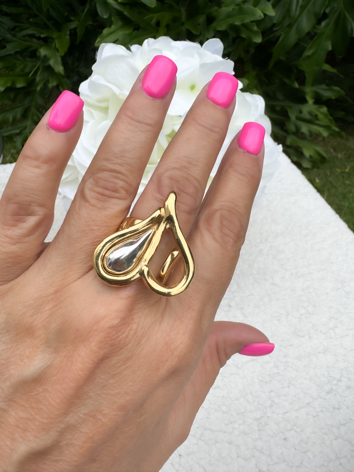 Tra-la-ra big heart ring.  Pasión Collection