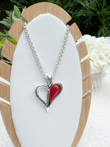 Tra-la-ra long necklace. Pasión Collection