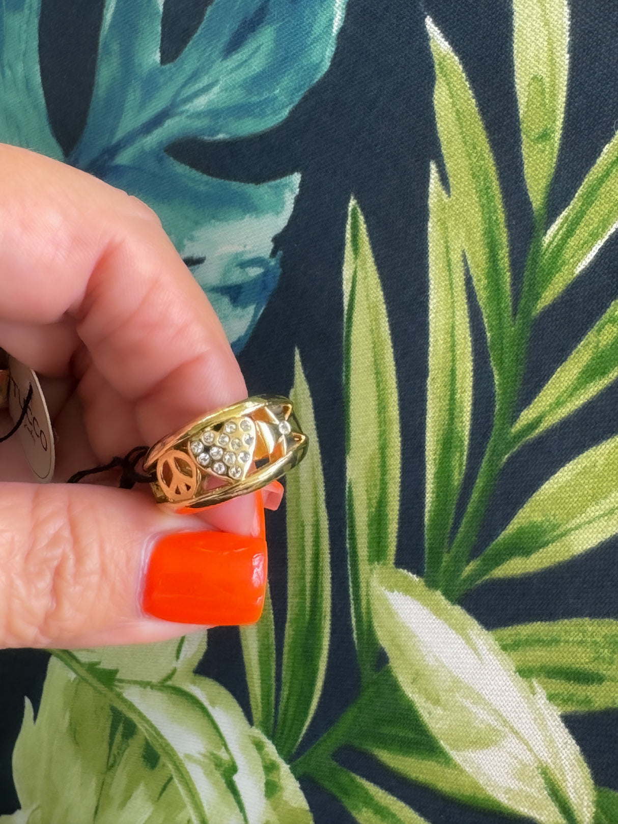 Tucco ring Too Much Love