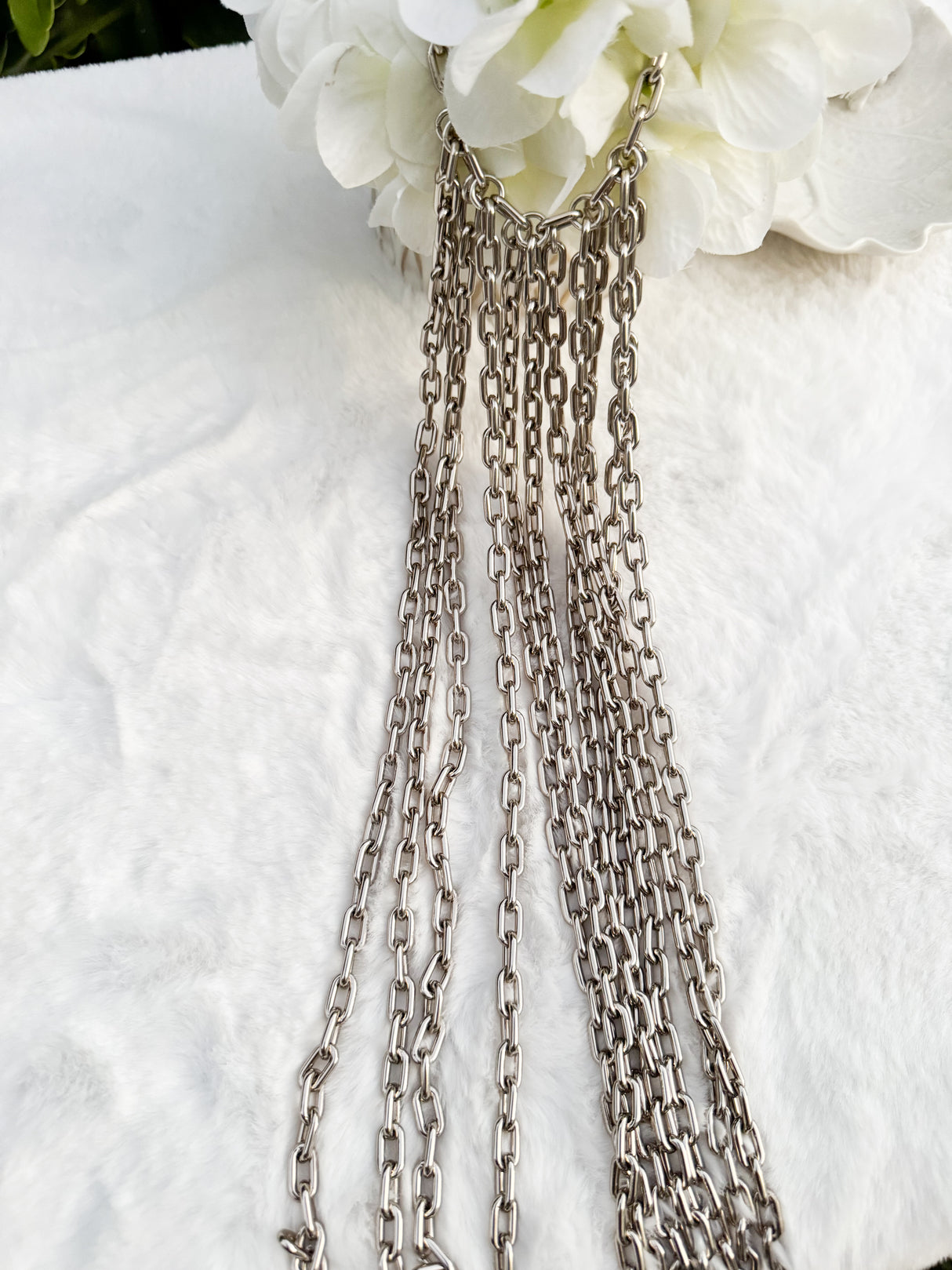 B.E chains necklace