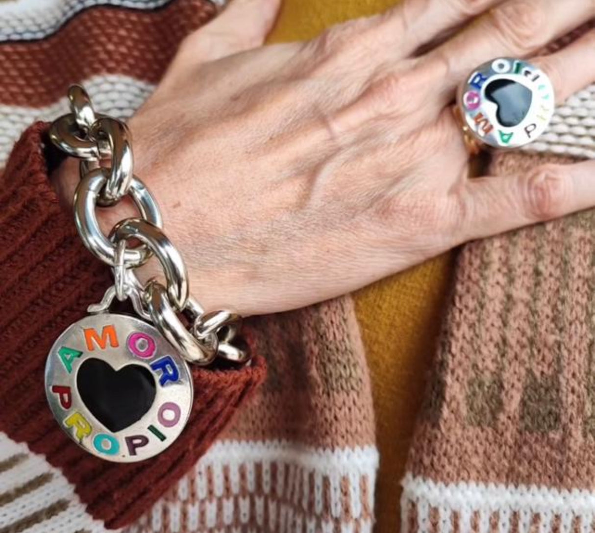 Coolskin necklace Amor Propio Collection