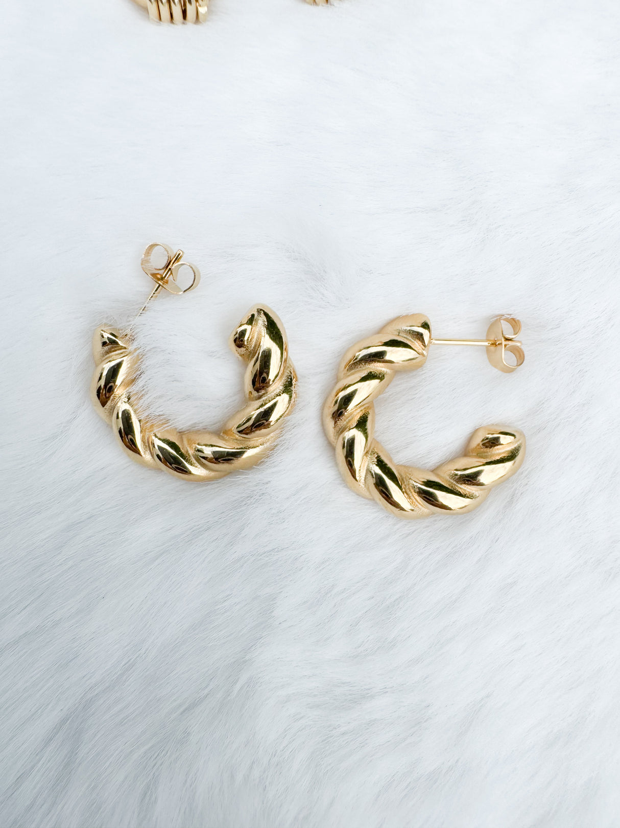 Twist earrings