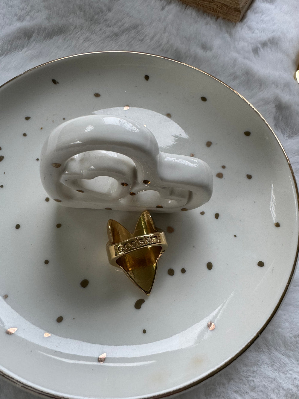 Coolskin ring In Love Collection