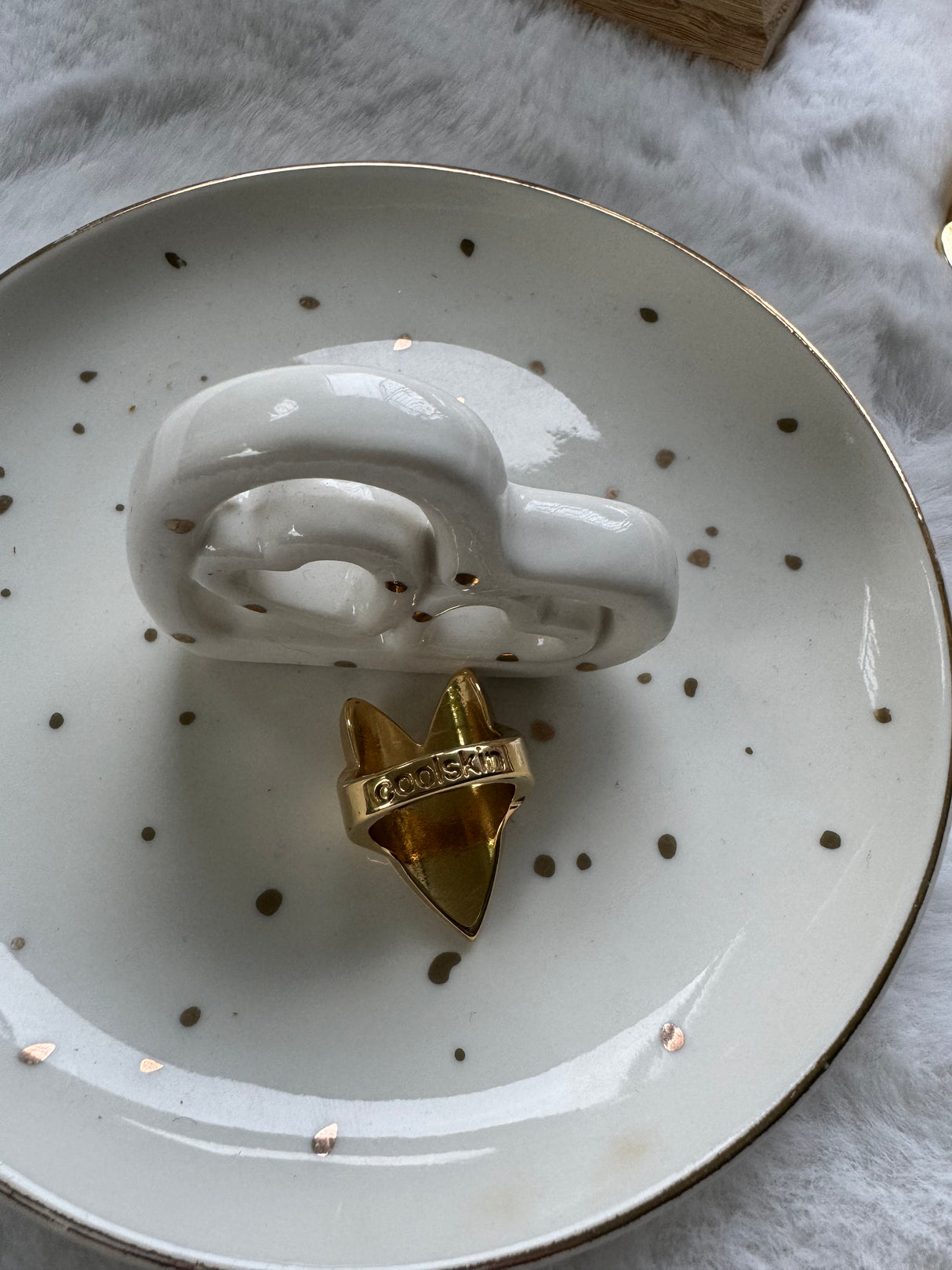 Coolskin ring In Love Collection