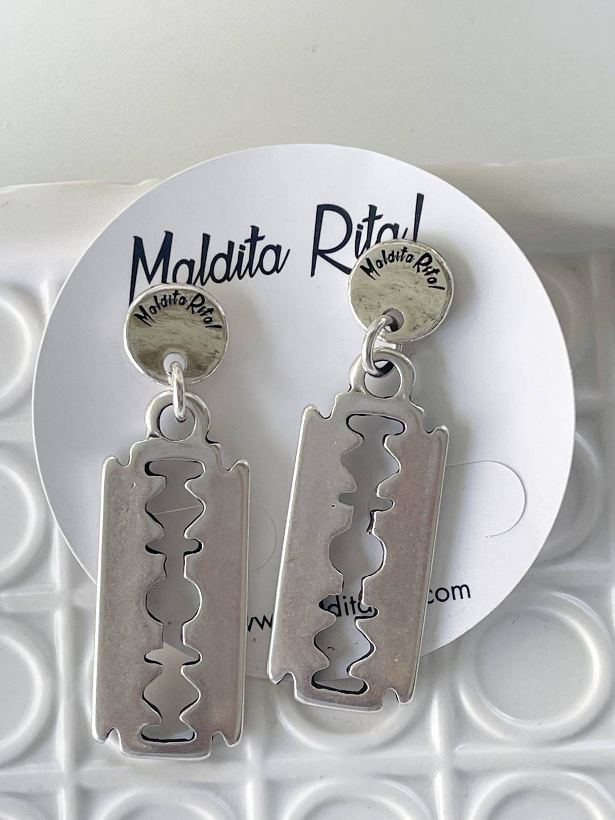 Maldita Rita earrings (shaving crafts)