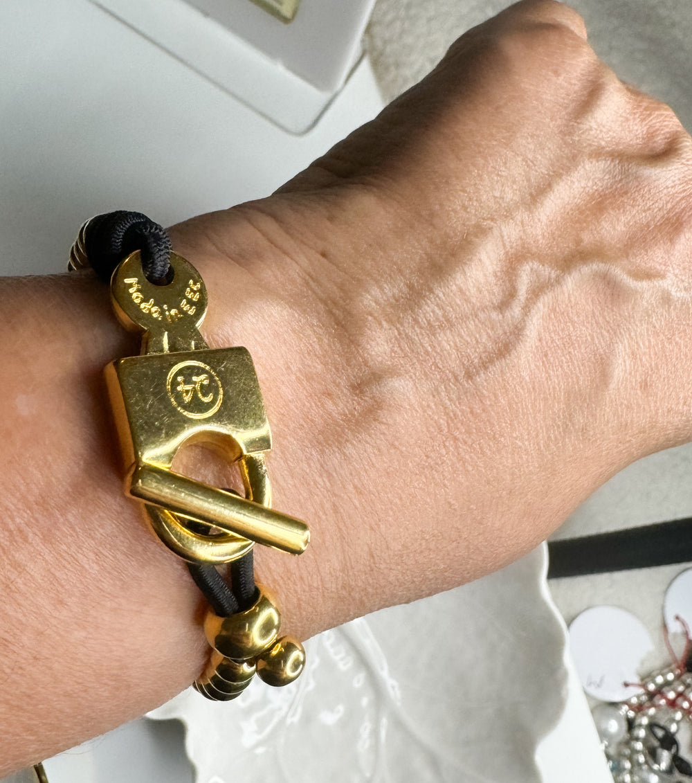 Maldita Rita key-lock bracelet