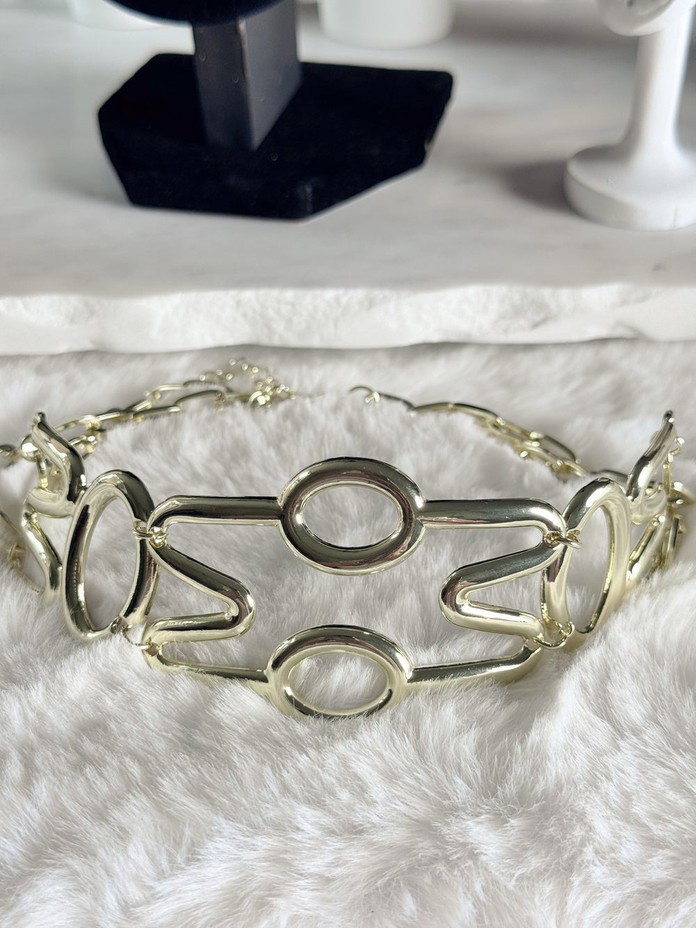 Paula choker