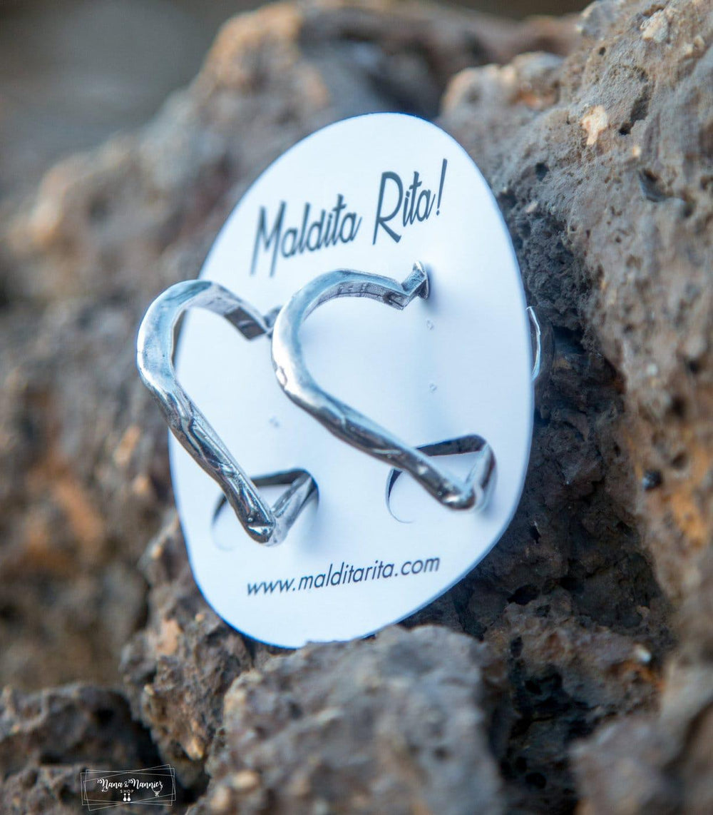 Maldita Rita heart earrings