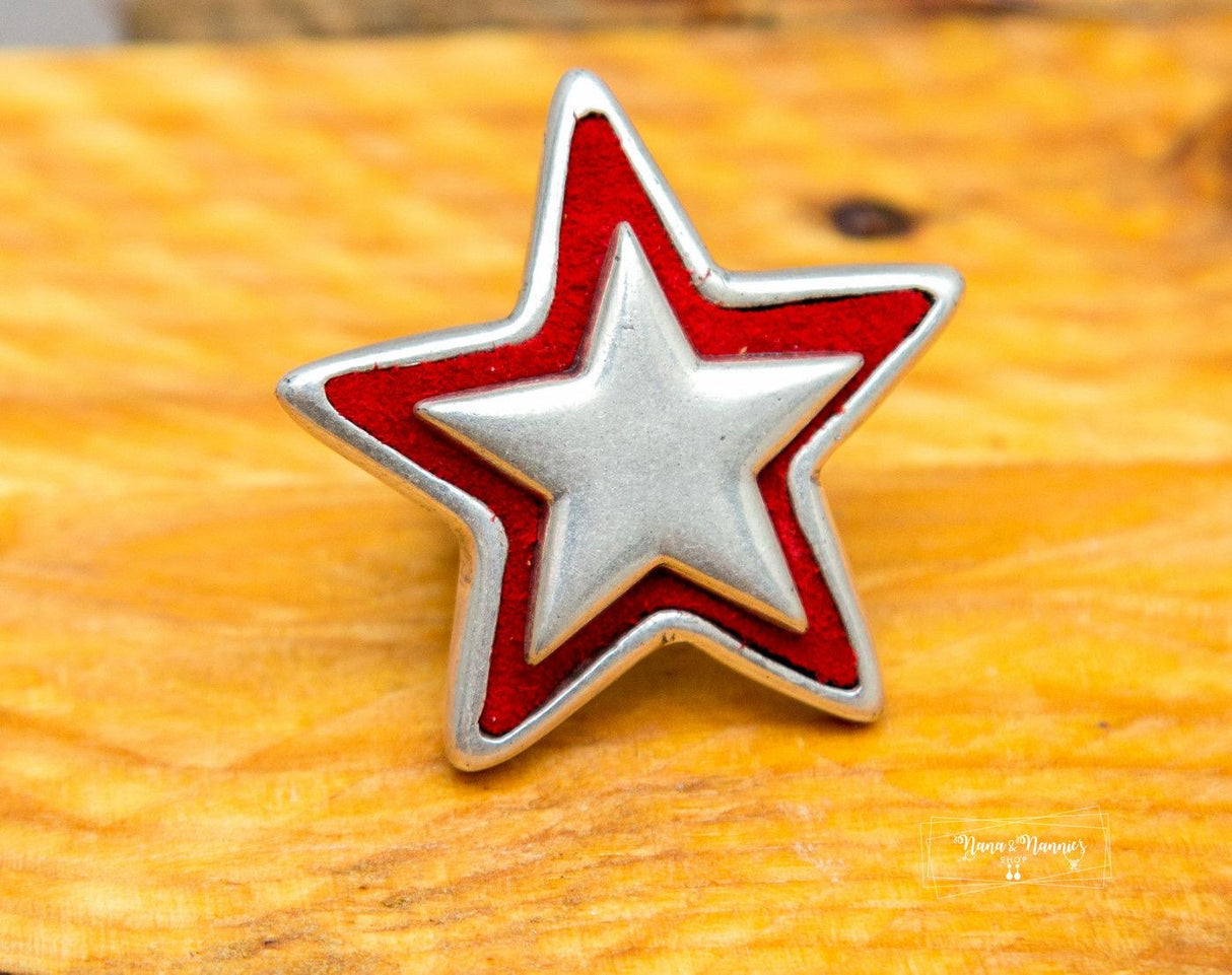 Coolskin star ring with leather