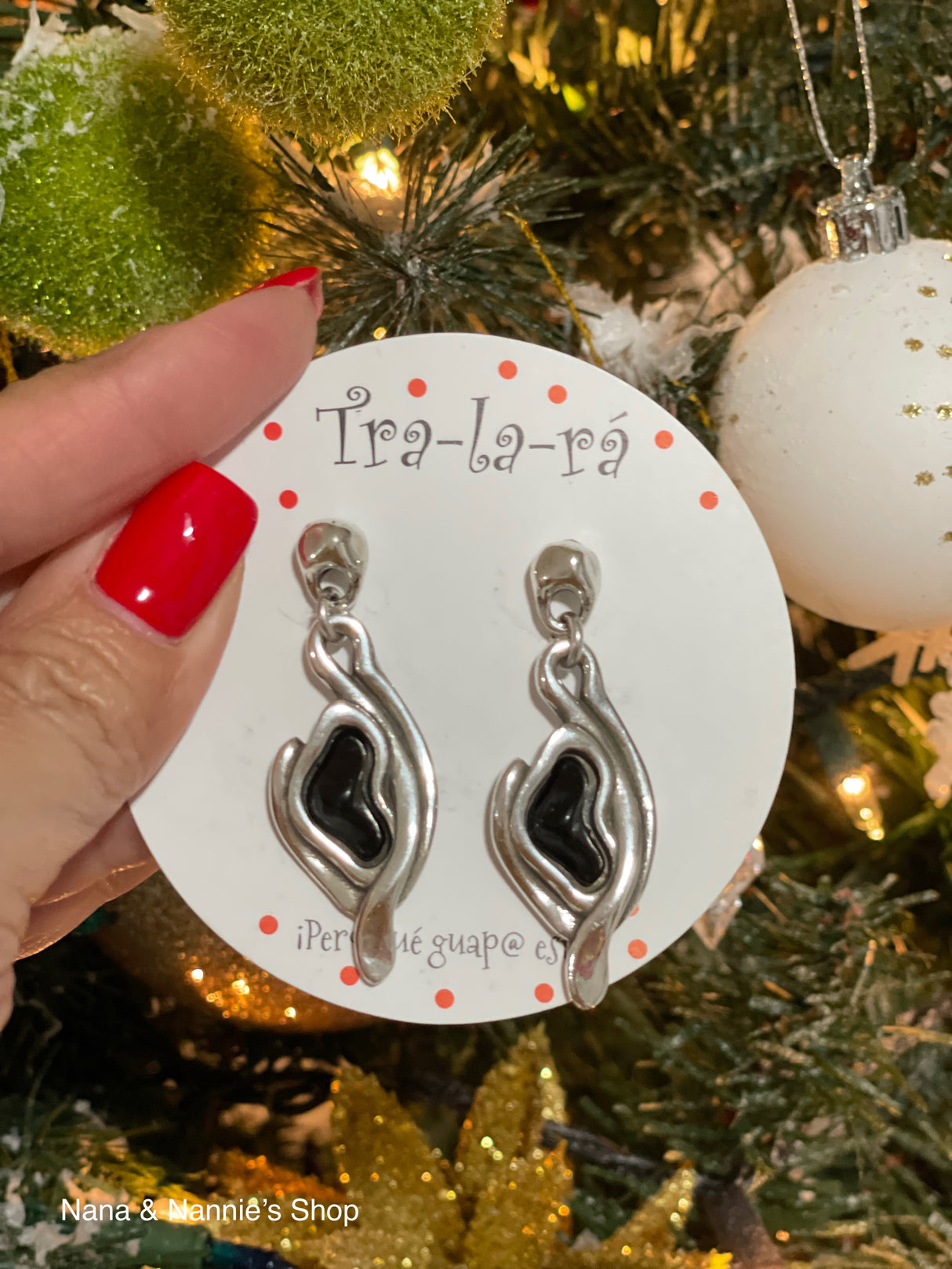 Tra-La-Ra earrings, BESO Collection