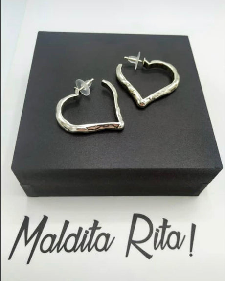 Maldita Rita heart earrings