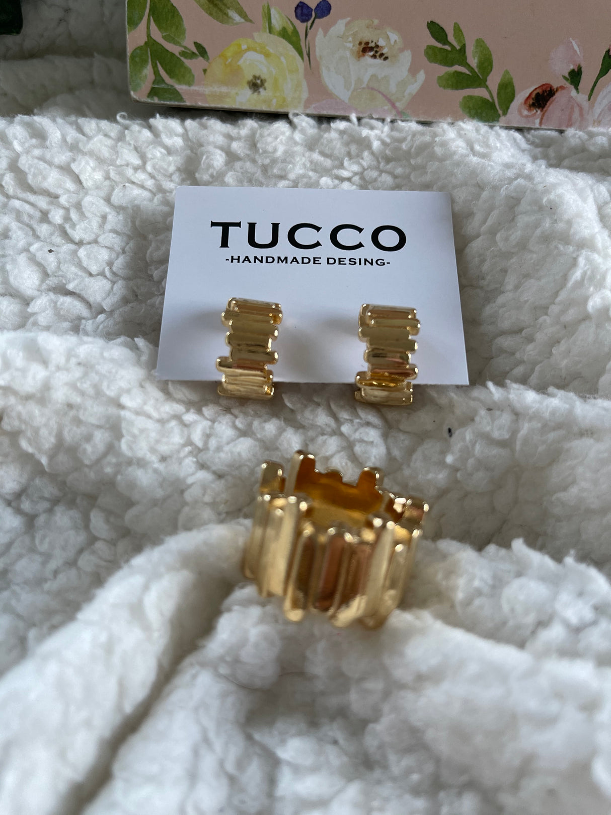 Tucco earrings