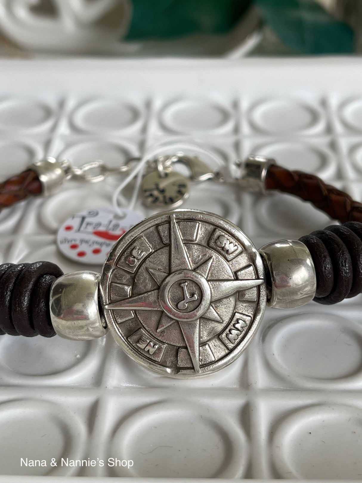Tra-la-ra leather bracelet