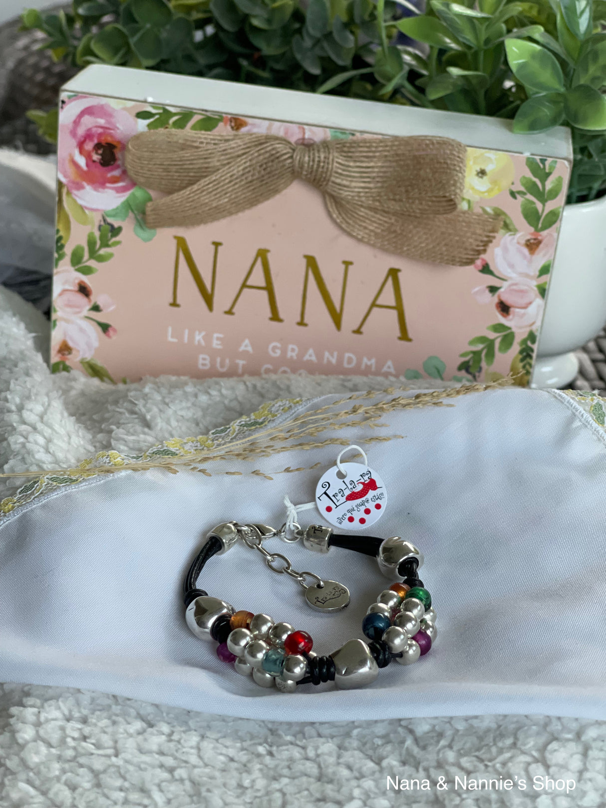 Tra-La-Ra bracelet  (3 small chains)