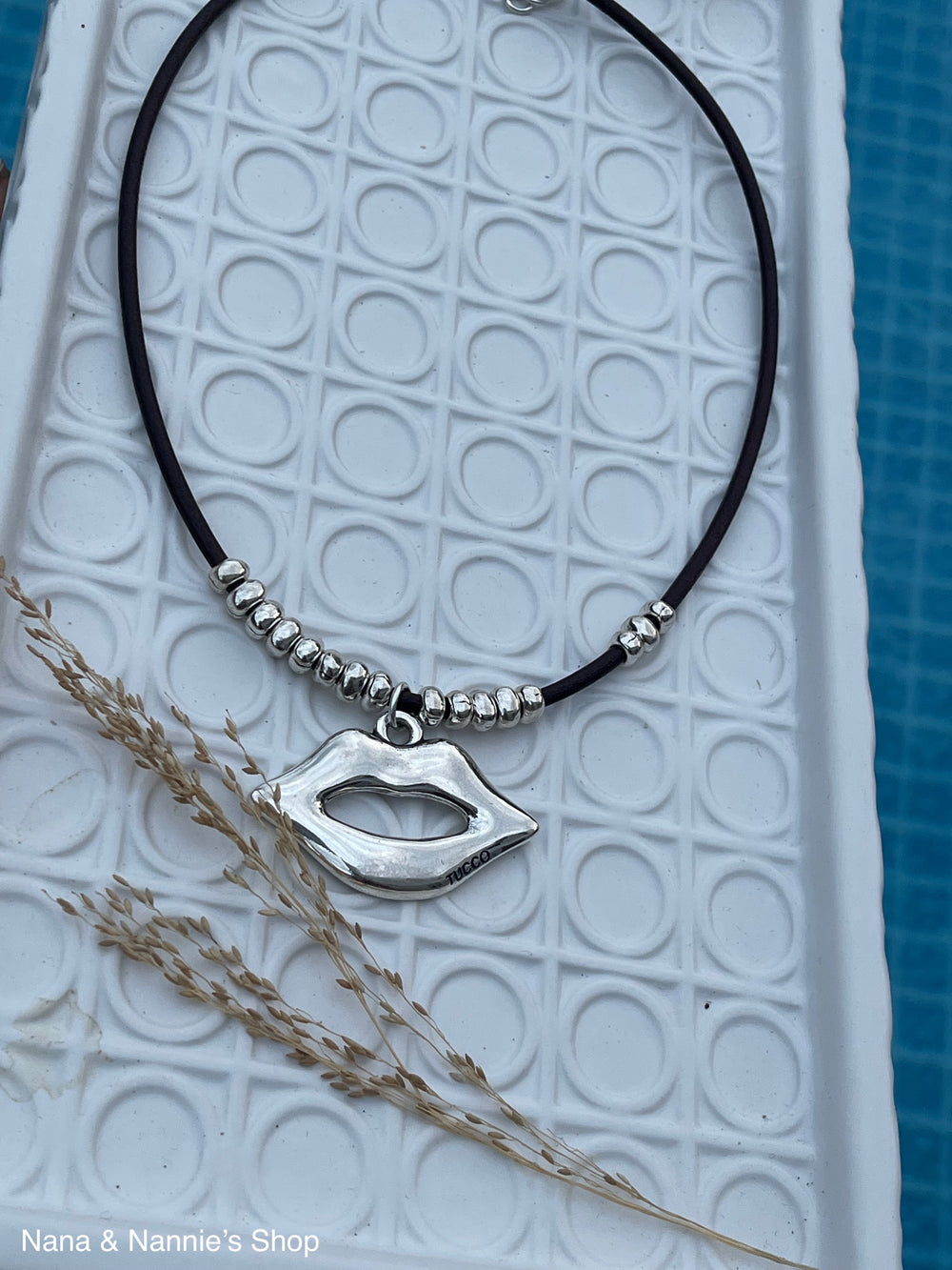 Tucco Necklace ( Kiss Me Collection)