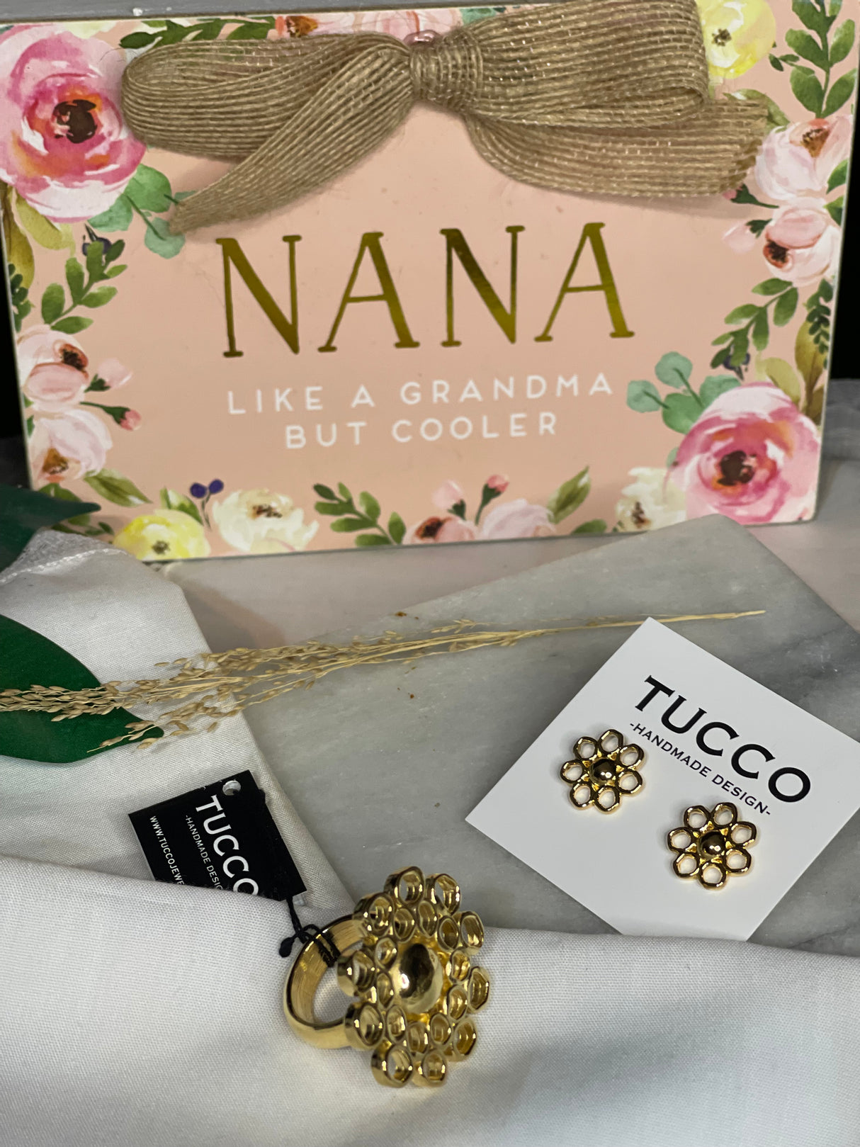 Tucco flower earrings