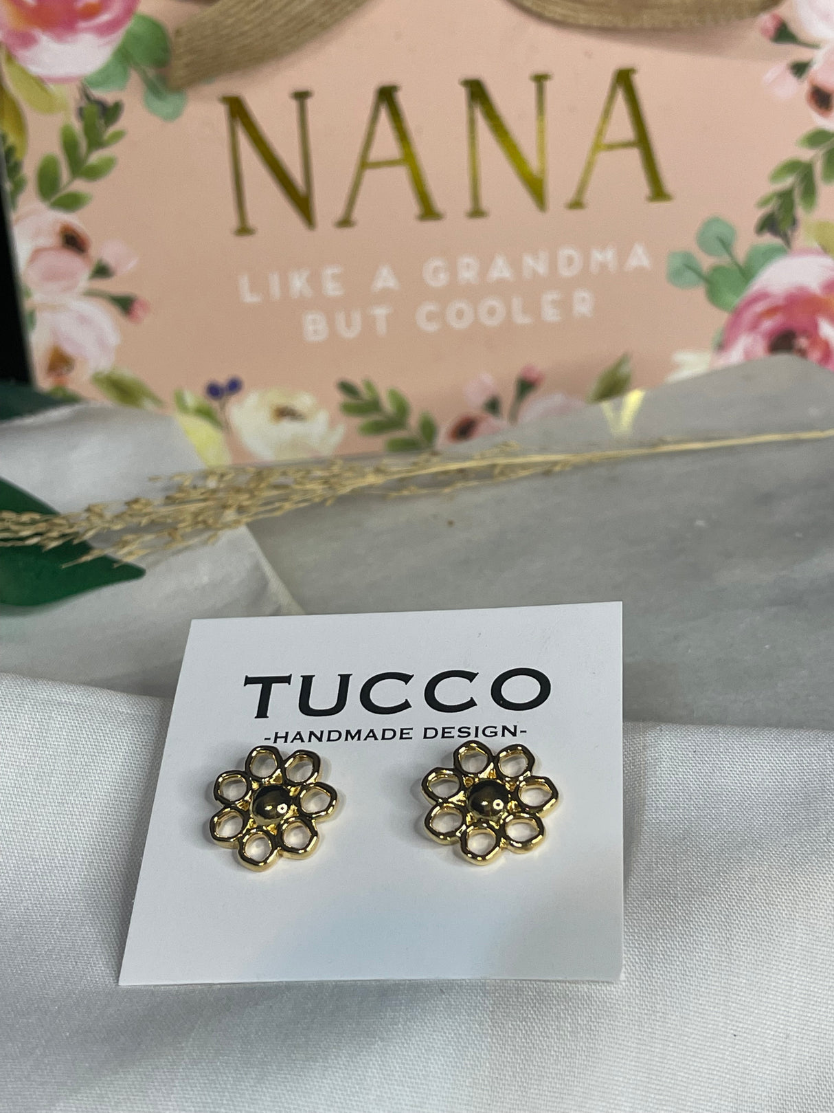 Tucco flower earrings