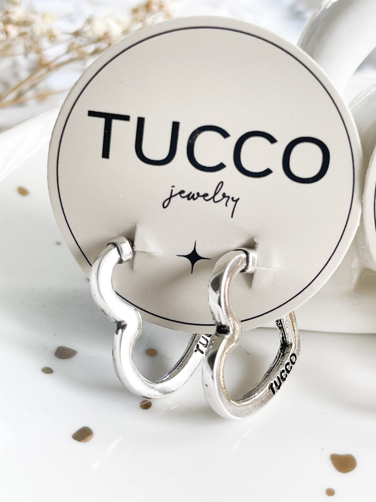 Tucco earrings (heart siluette)