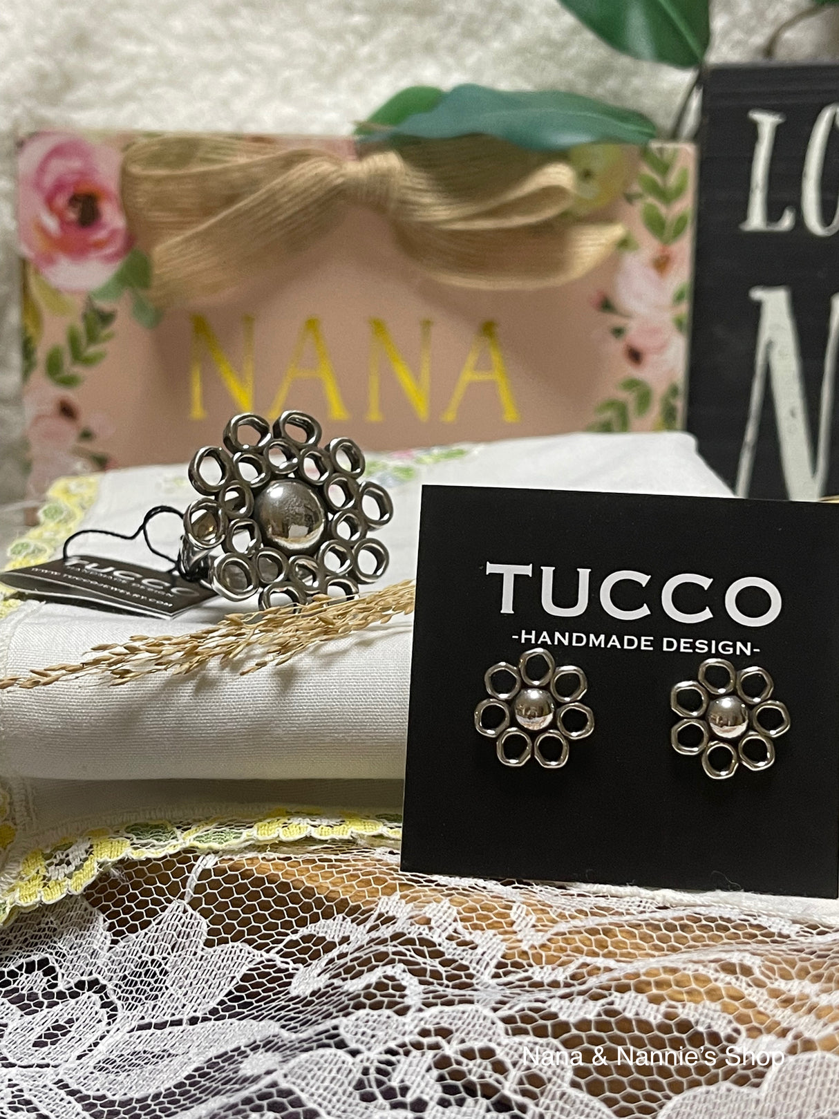 Tucco flower earrings