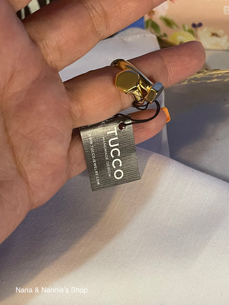 Tucco clove ring