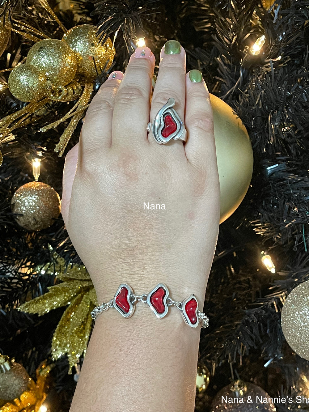 Tra-La-Ra ring Beso Collection