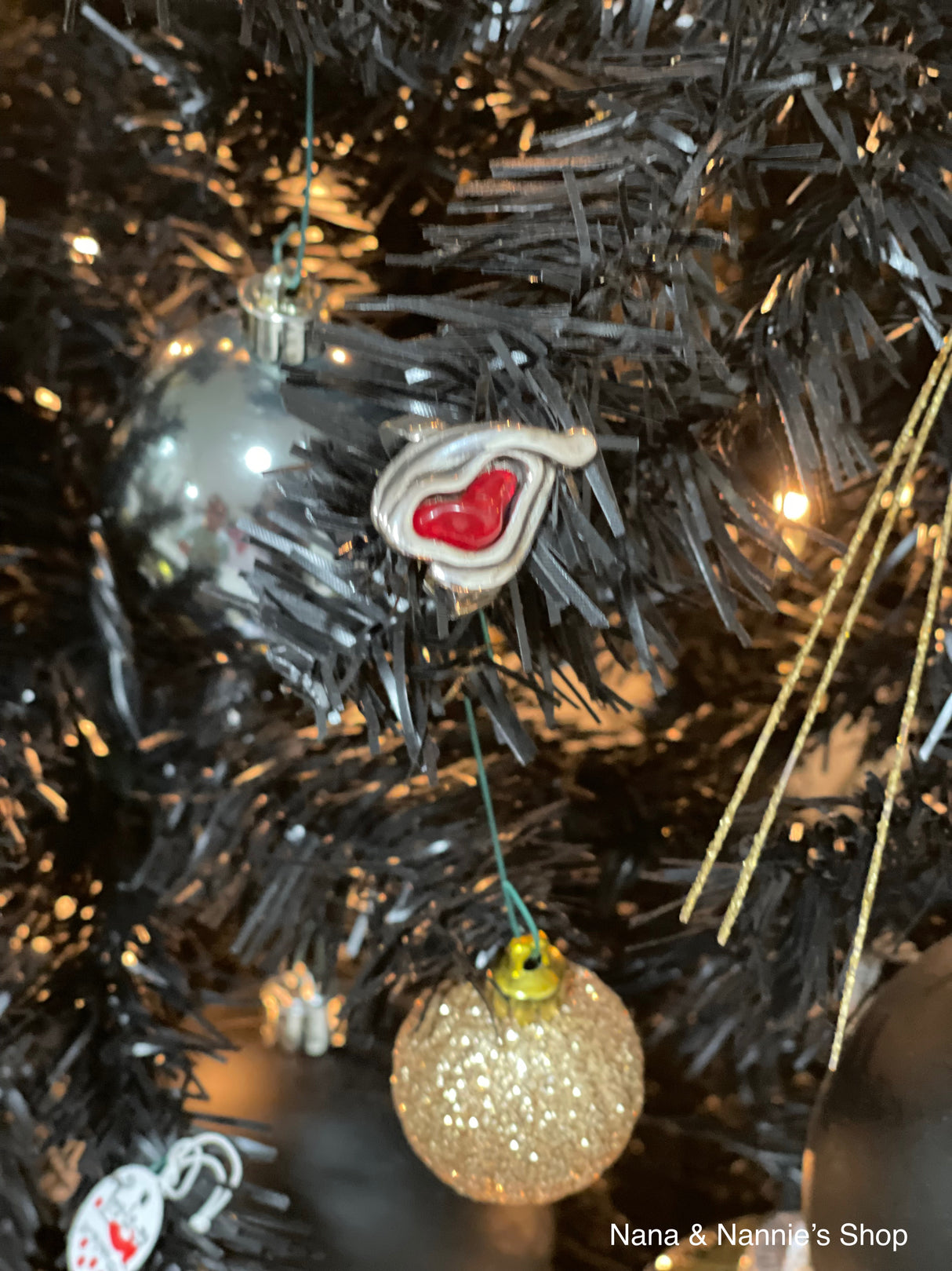 Tra-La-Ra ring Beso Collection