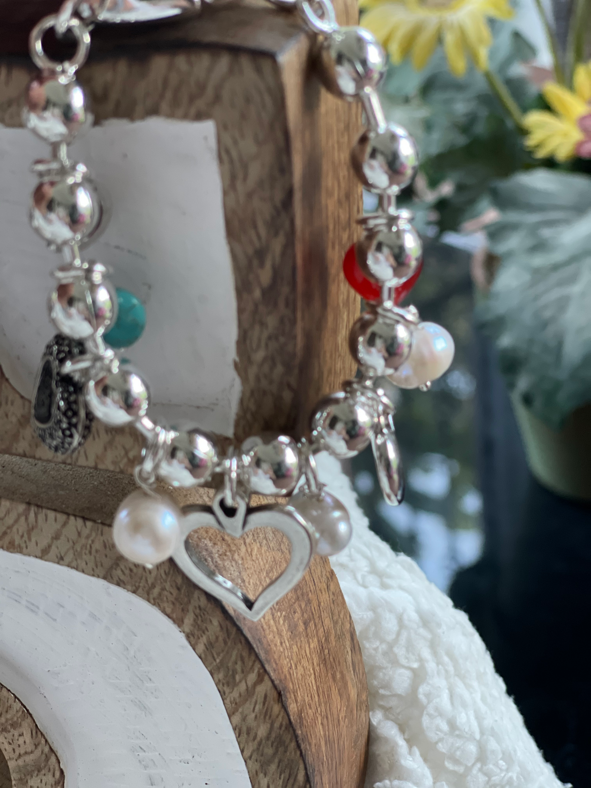 Coolskin bracelet with hearts