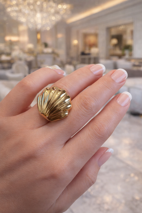 Damaris Shell Ring