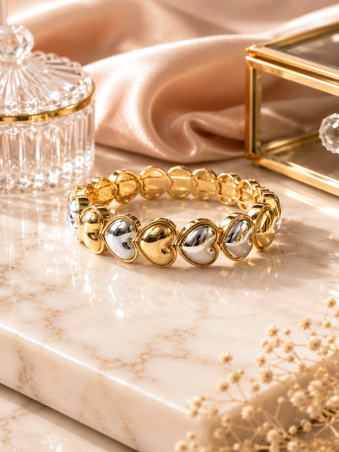 Amora bracelet