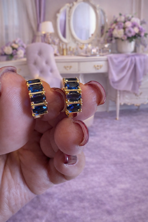 Keziah  Mini Bar Huggie Earrings