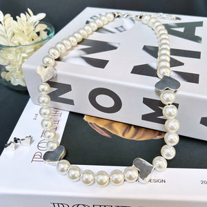 Tucco pearls necklace