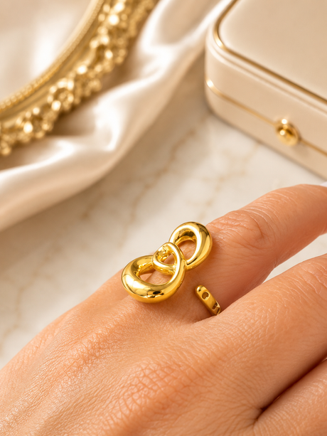 Amora ring