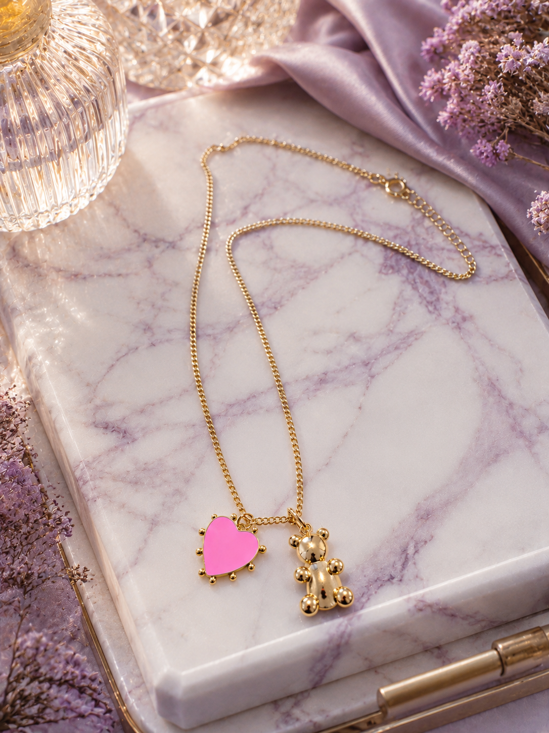 Adore necklace