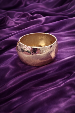 Valora Wide Bangle