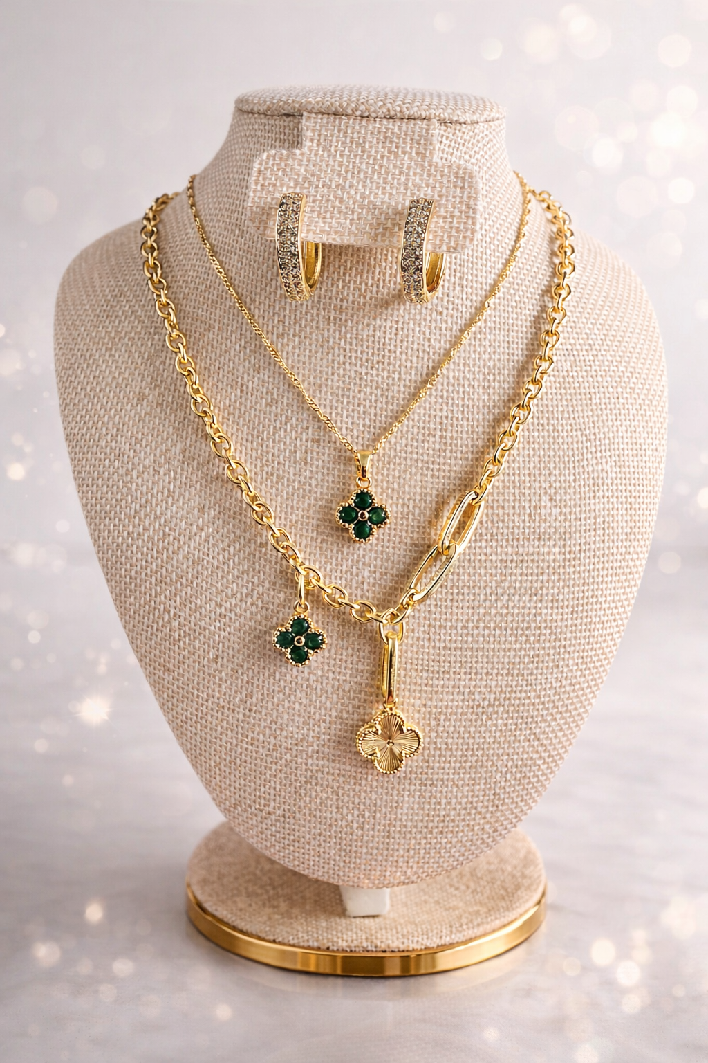 Eliana clover necklace