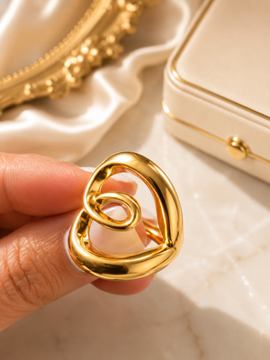 Amora ring