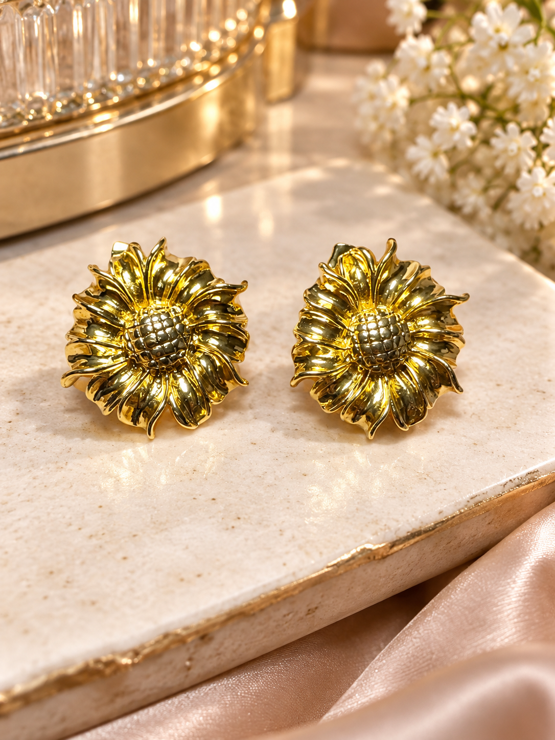 Solara sunflower earrings