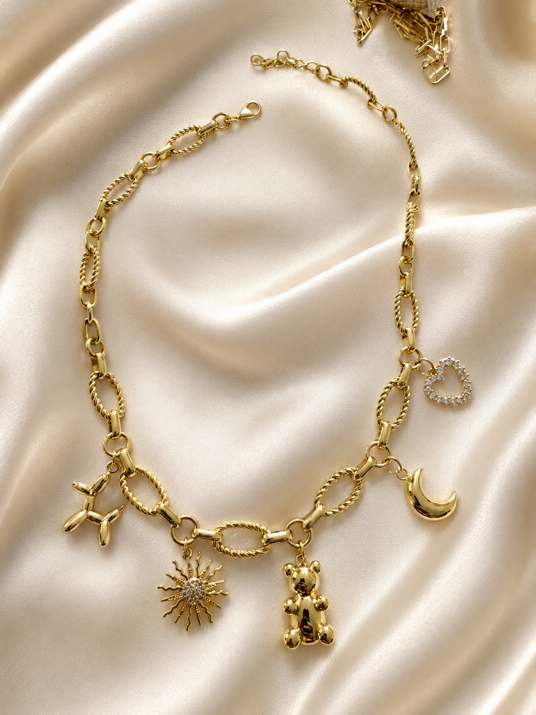 Cosette necklace