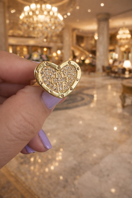 Divina Heart Cross Ring