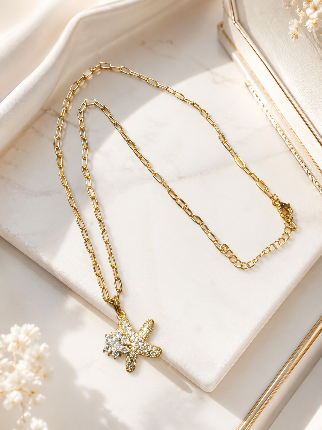 Maris necklace