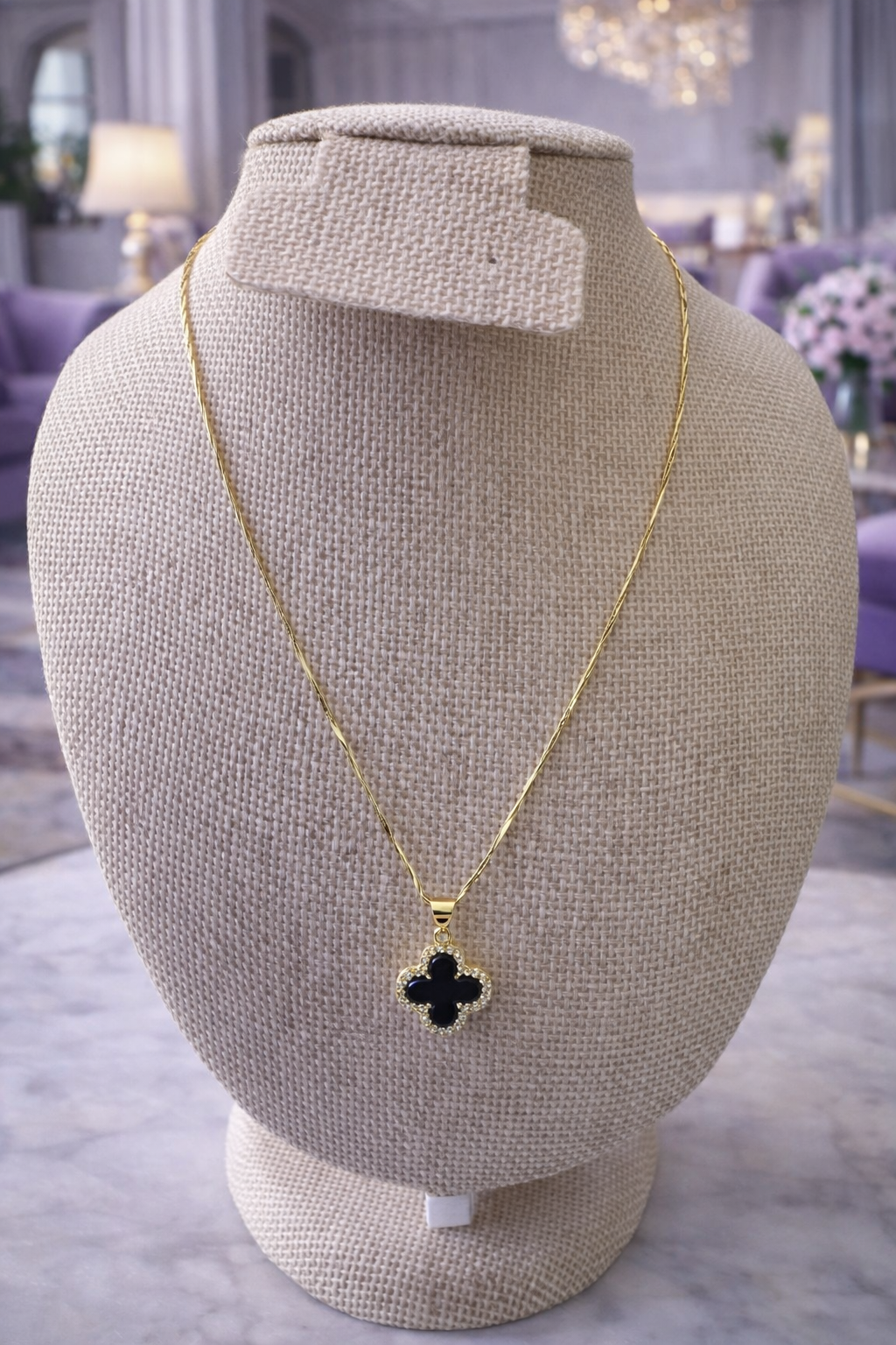 Eliana single clover