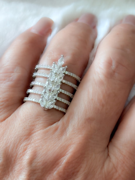 Elami ring